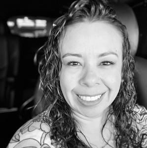 Meet your Posher, Ximena